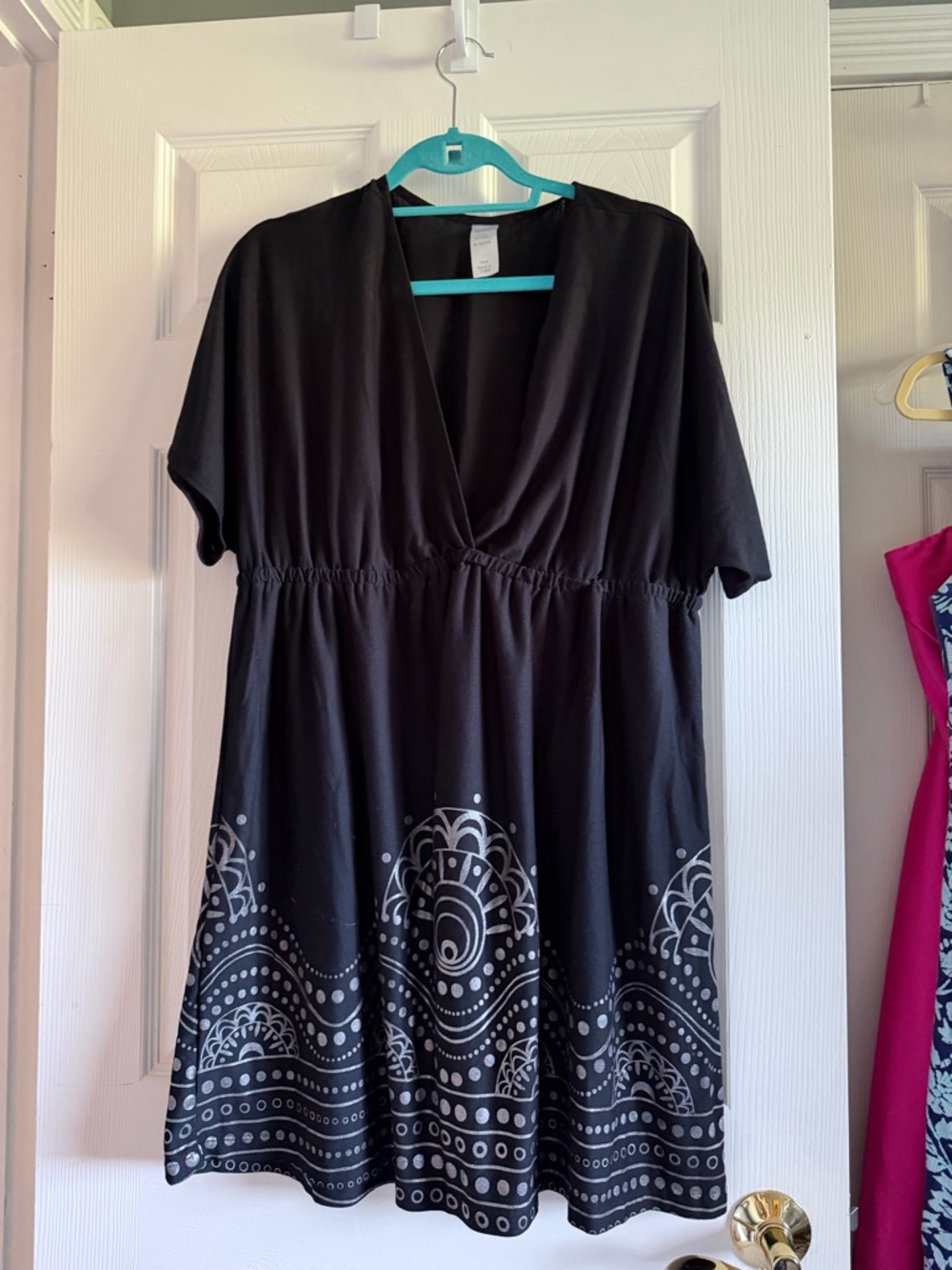 Black Short Sleeve V-Neck cover up with Silver Paisley Hem